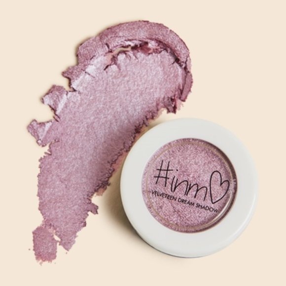 inmo cosmetics Other - 2/$15~Velveteen Dream Eyeshadow
